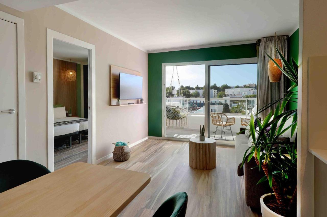 Apartamentos Ferrera Beach Cala d'Or  Bagian luar foto